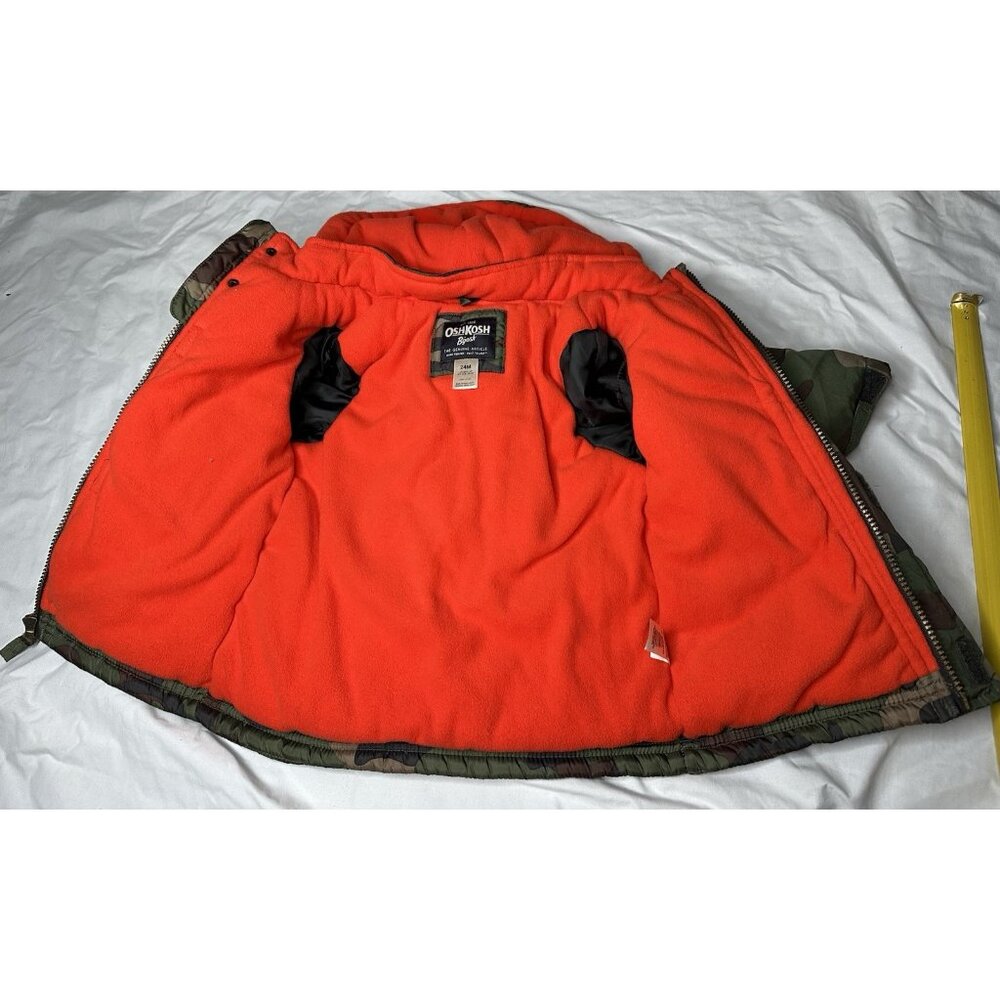 Oshkosh Boy's 24M Winter Puffer Hooded Camo Jacket Green Coat - Picture 5 of 11